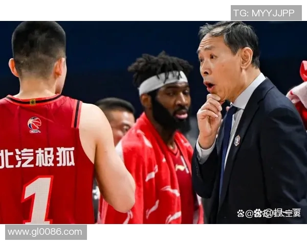 北京篮球队比赛经验引发热议球迷对战术选择和球员表现展开激烈讨论 北京篮球队比赛经验引发热议球迷对战术选择和球员表现展开激烈讨论