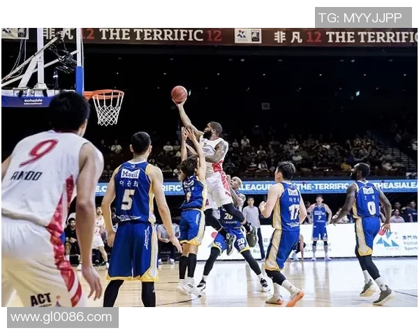 北京篮球队在钻石联赛中的拼搏历程与荣耀时刻全景回顾