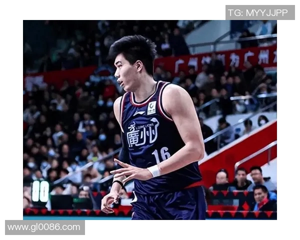 广州篮球队的灵活性揭秘:如何在赛场上展现卓越的战术与团队协作 广州篮球队的灵活性揭秘:如何在赛场上展现卓越的战术与团队协作