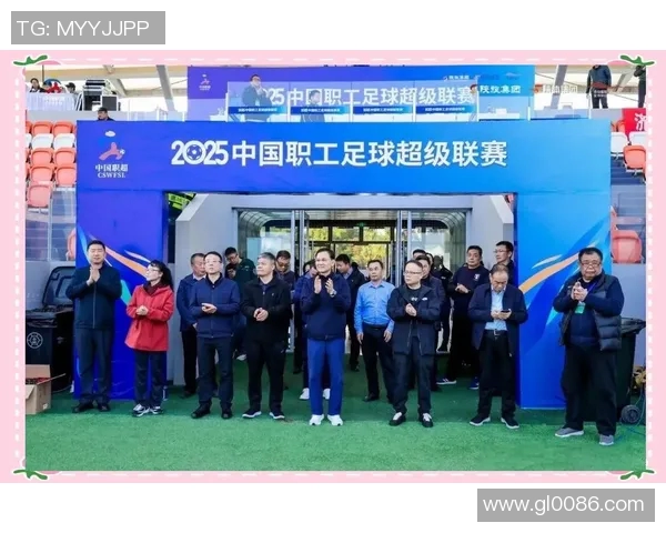 西安足球队的力量变革引发热议推动地方足球发展新篇章 西安足球队的力量变革引发热议推动地方足球发展新篇章