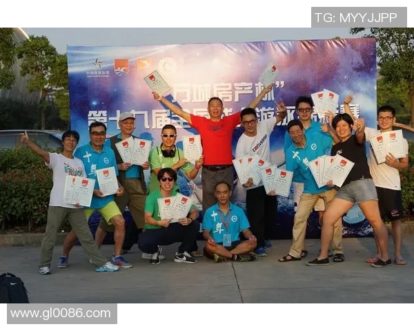 赛后分析:上海羽毛球队与北京羽毛球队的耐力对决全景回顾 赛后分析:上海羽毛球队与北京羽毛球队的耐力对决全景回顾