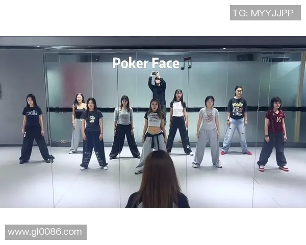 街舞文化的魅力与挑战:探寻杭州街舞队的训练与团队管理之道 街舞文化的魅力与挑战:探寻杭州街舞队的训练与团队管理之道