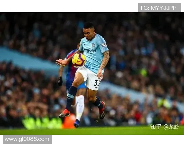 曼联迎战沃特福德足总杯激战在即球迷期待精彩对决