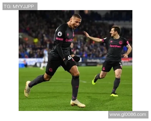 赫尔城对阵狼队精彩比分揭晓赛季最新战绩分析与回顾