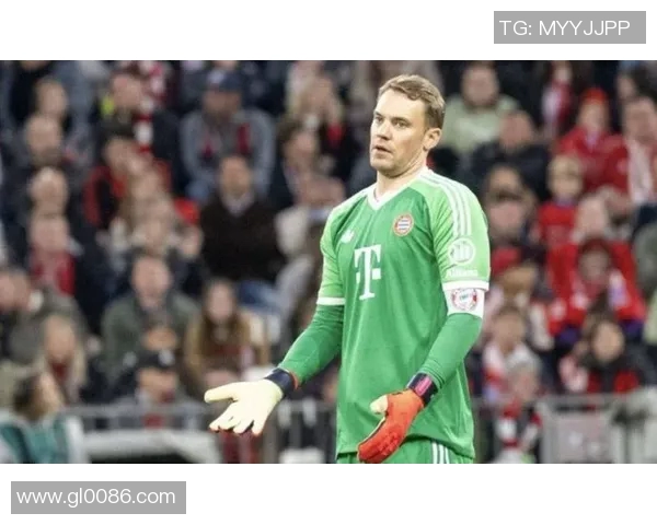 诺伊尔：守护者的传奇之路与足球世界的辉煌成就