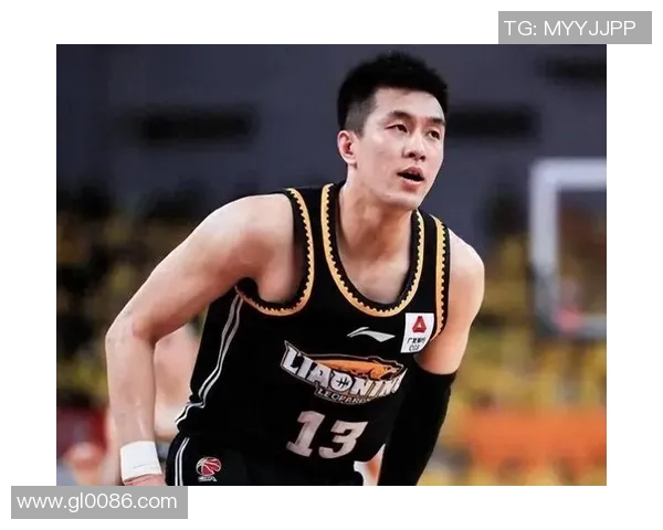 郭艾伦带领中国男篮勇闯国际赛场展现实力与风采的精彩瞬间 郭艾伦带领中国男篮勇闯国际赛场展现实力与风采的精彩瞬间