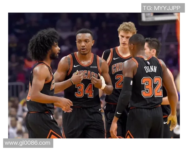 努涅斯在赛季初的表现分析及其对球队未来的影响探讨 努涅斯在赛季初的表现分析及其对球队未来的影响探讨