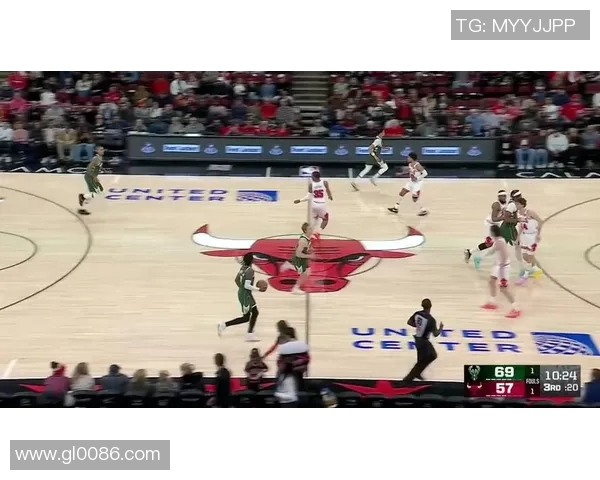 央视网直播雄鹿对决公牛精彩赛事回顾与分析