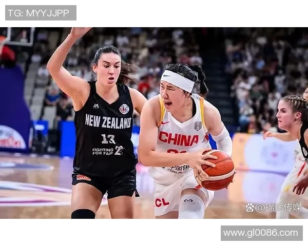 山西女篮与八一女篮激战正酣争夺女篮联赛季后赛席位的关键之战