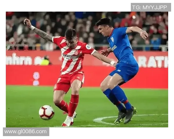 贝蒂斯主场迎战巴塞罗那双方争夺西甲积分榜重要一战 贝蒂斯主场迎战巴塞罗那双方争夺西甲积分榜重要一战