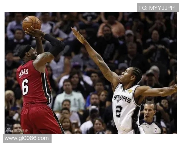 2004年NBA总决赛回顾:马刺与热火的巅峰对决与传奇瞬间 2004年NBA总决赛回顾:马刺与热火的巅峰对决与传奇瞬间