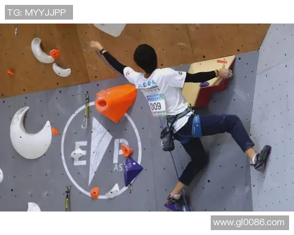 上海攀岩队以65分稳居攀岩联赛积分榜首位展现强劲实力