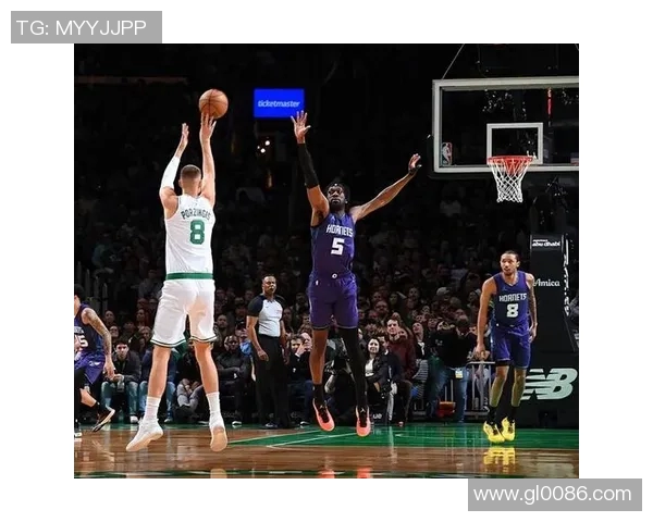 凯尔特人黄蜂季前赛精彩对决球迷期待新赛季表现 凯尔特人黄蜂季前赛精彩对决球迷期待新赛季表现