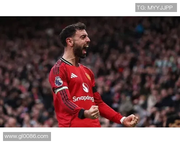 布鲁诺费尔南德斯在球场上的精彩表现与未来发展潜力分析 布鲁诺费尔南德斯在球场上的精彩表现与未来发展潜力分析