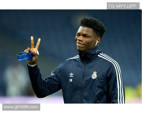 楚阿梅尼的成长之路与未来展望：从青涩少年到足坛新星的蜕变与挑战